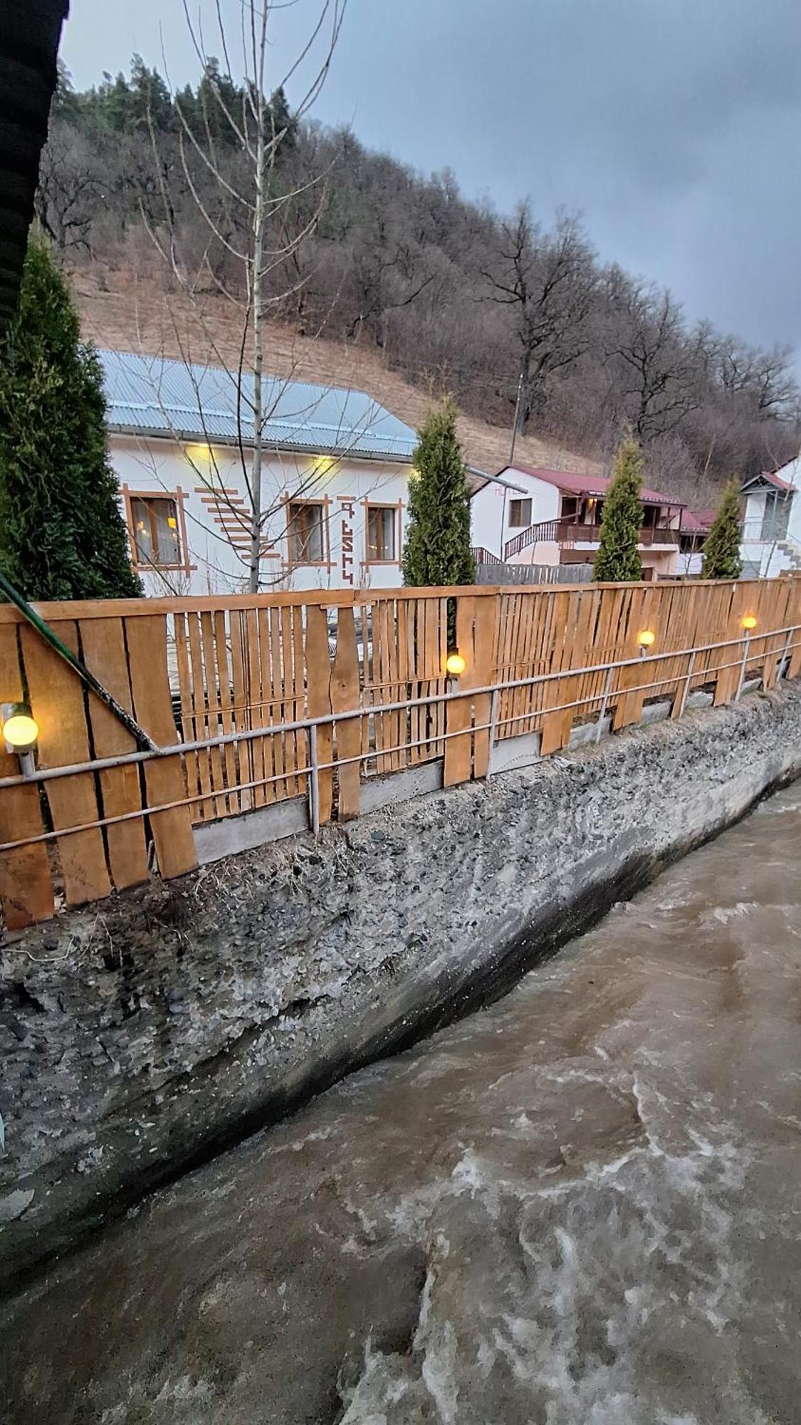 Tigris Dilijan Hotel Екстериор снимка