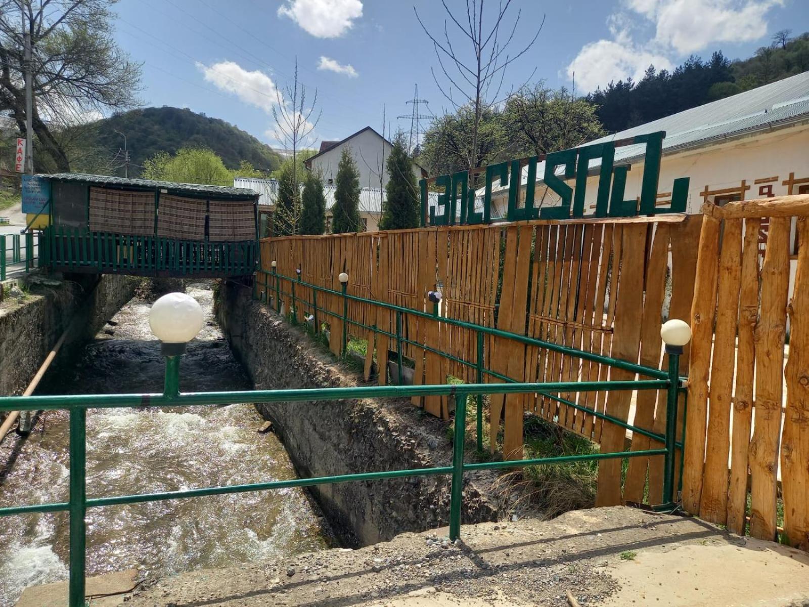Tigris Dilijan Hotel Стая снимка